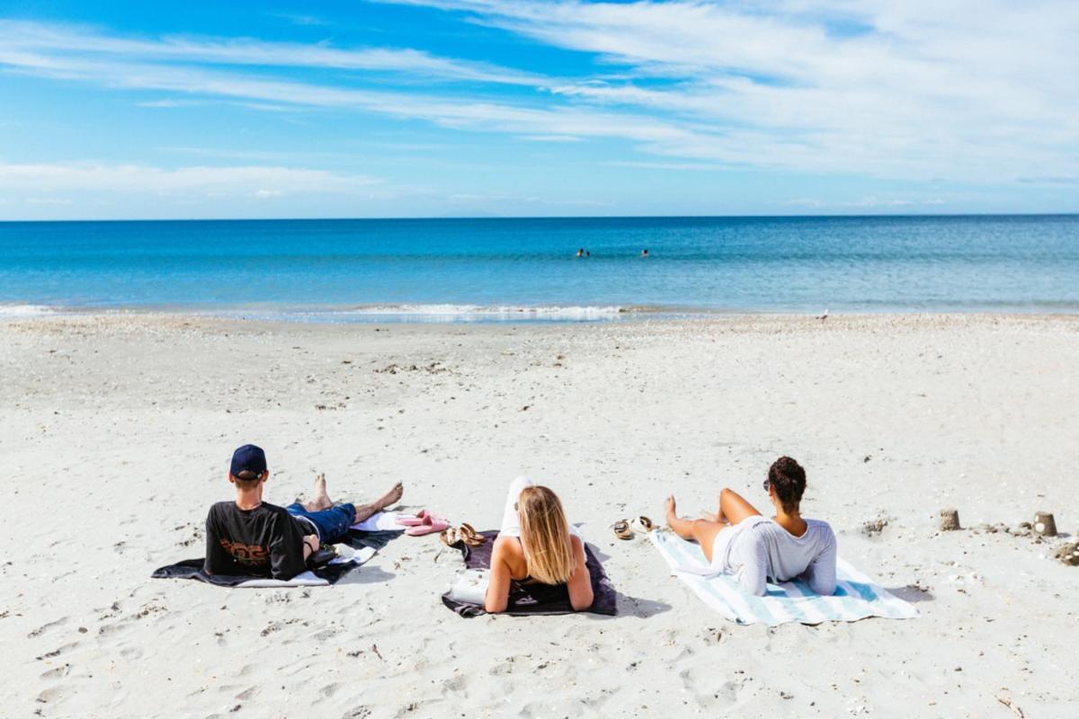 Waiheke Backpackers Hostel Onetangi ภายนอก รูปภาพ